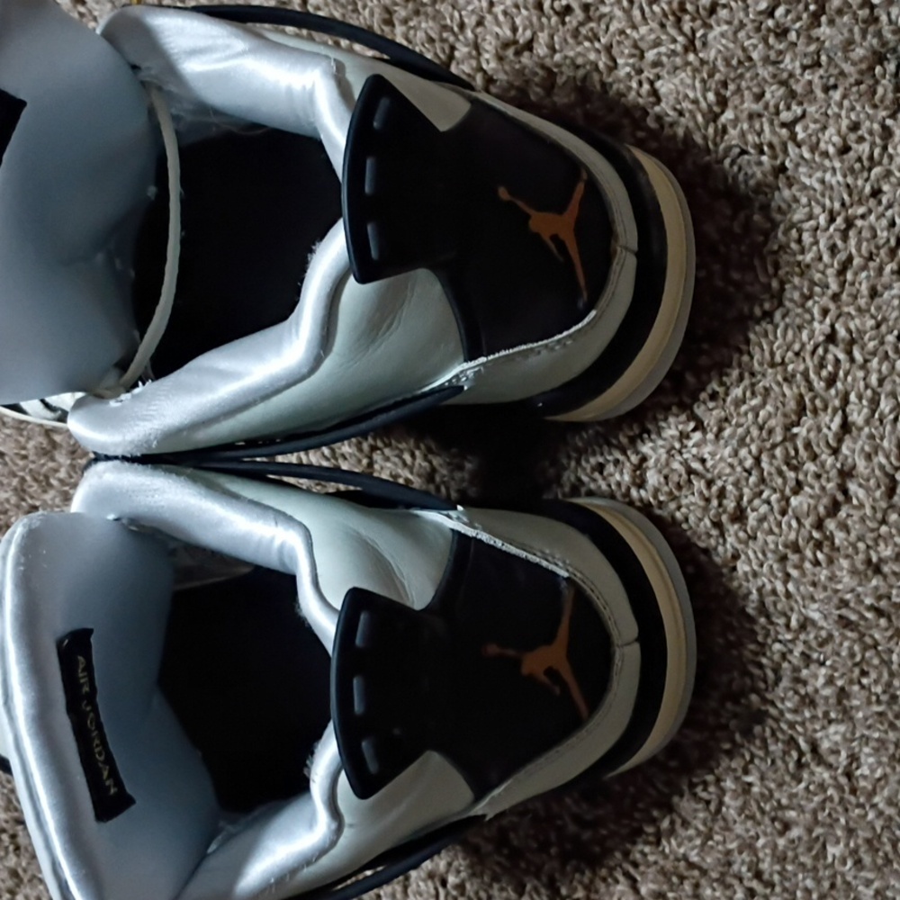 Jordans 4 Retro Gold,Black And White - Picture 2 of 6